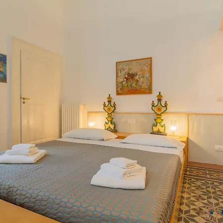 Dell'abate By Apulia Apartment